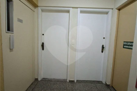 GRANDE OPORTUNIDADE DE COMPRA! APARTAMENTO DE 96m² NO CONDOMÍNIO CÓRSEGA