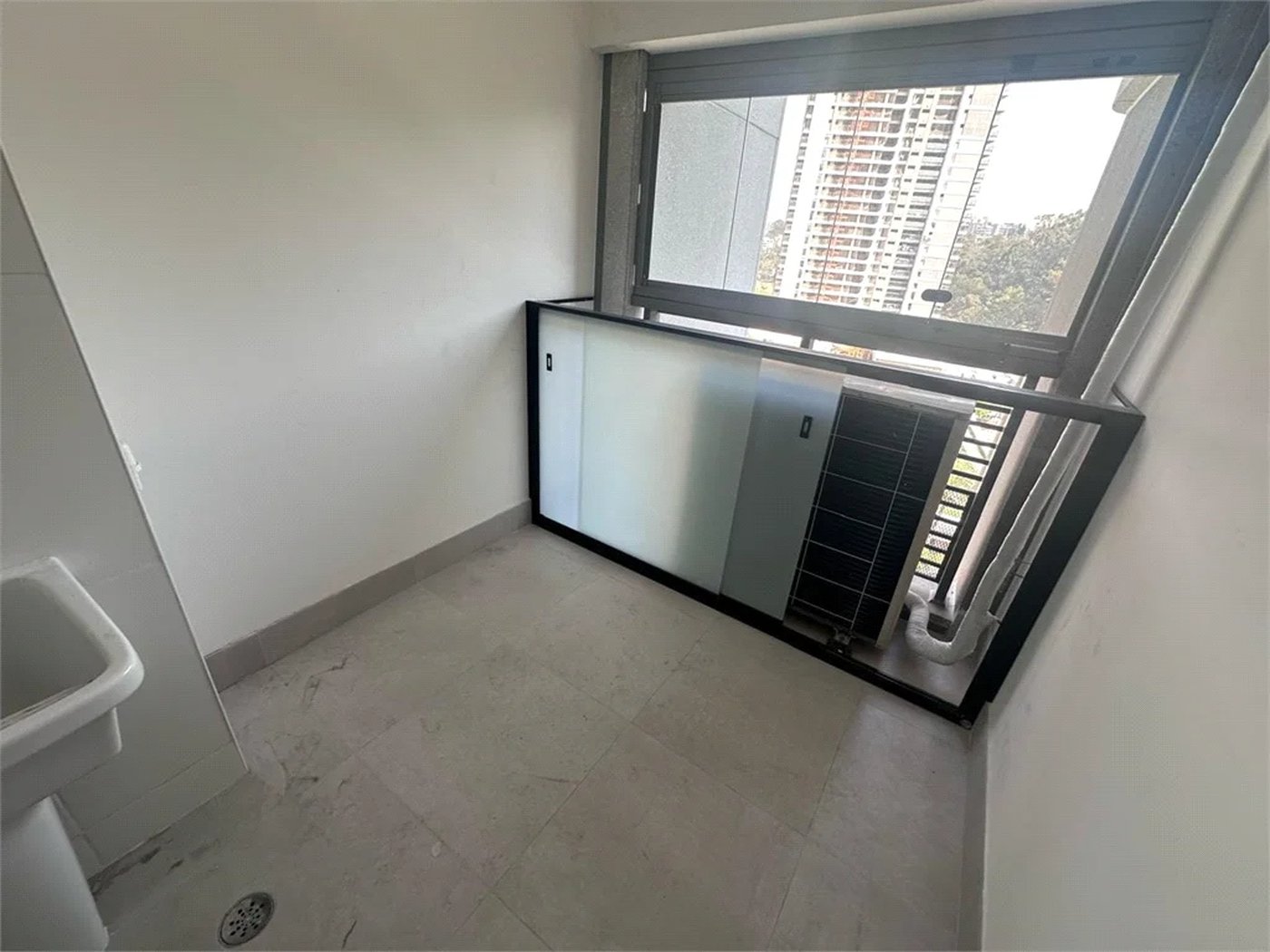 Apartamento para alugar com 2 suítes em Jardim Morumbi, São Paulo, SP