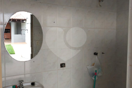 Sobrado à venda com 3 quartos, sendo 1 suíte,  em Jardim Regina, Indaiatuba, SP