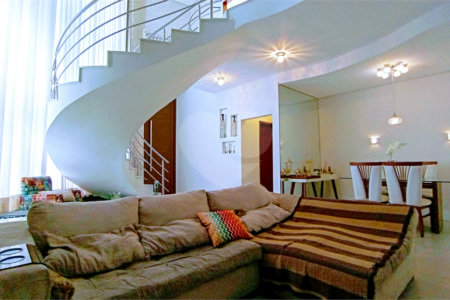 Casa à venda com 3 suítes no condomínio Vila do Sol, Valinhos - SP