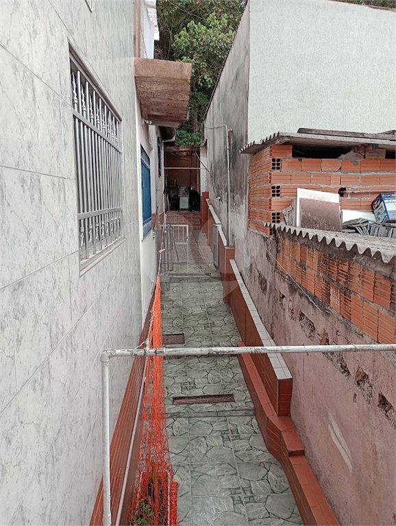 Sobrado à venda com 2 quartos em Horto, São Paulo, SP