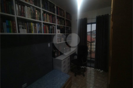 Sobrado à venda com 3 quartos, sendo 1 suíte, em Santa Teresinha, São Paulo, SP