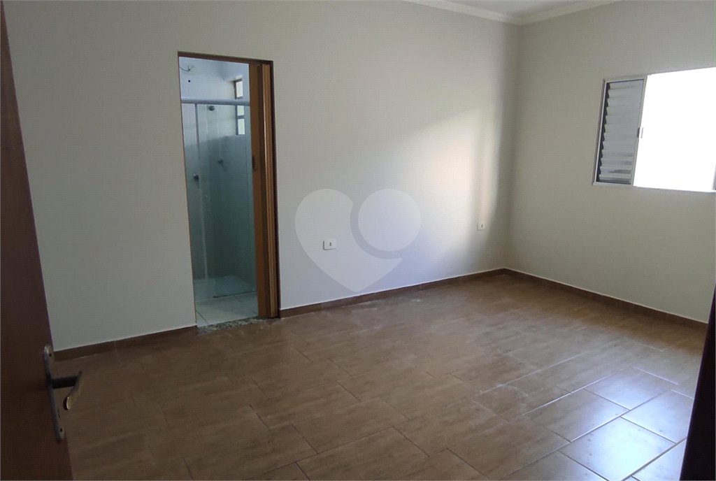 Casa à venda com 3 quartos, sendo 1 suíte,  em Jardim Santa Marta, Salto, SP