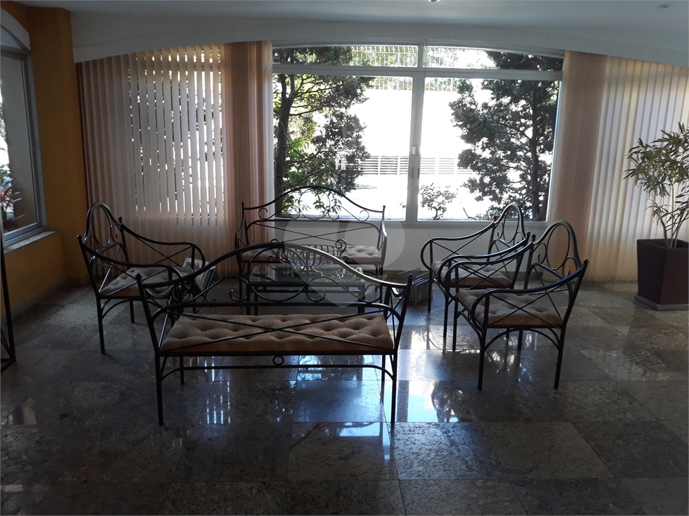 Apartamento á venda - Vila Guarani