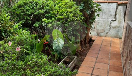 Casa à venda com 4 quartos, sendo 1 suíte,  em Jardim Trussardi, São Paulo, SP