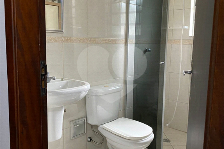 Sobrado à venda com 2 quartos em Tremembé, São Paulo, SP