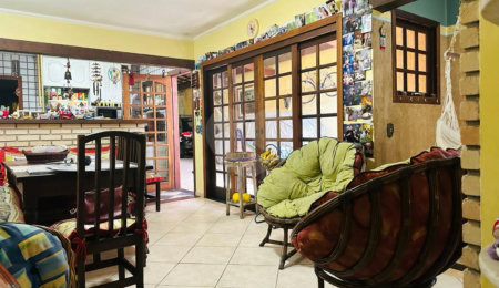 Casa Térrea à venda com 4 quartos, sendo 1 suíte,  em Interlagos, São Paulo, SP
