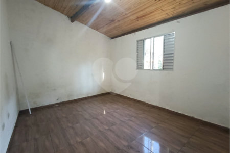 Casa à venda com 4 quartos em Vila Vilma (mailasqui), São Roque, SP