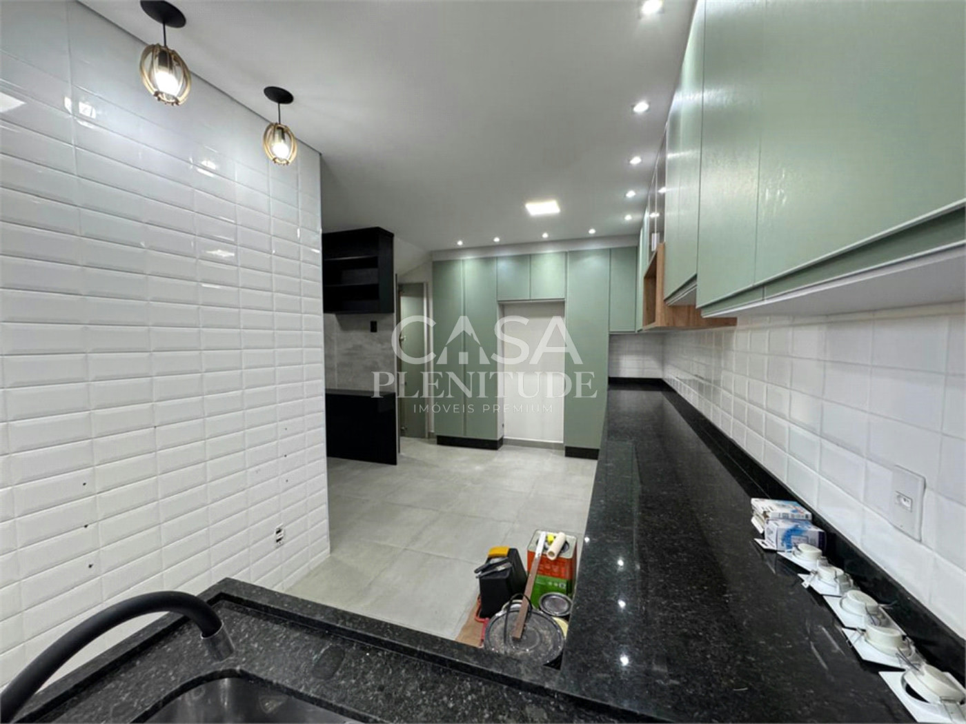 Sobrado à venda com 2 quartos em Wanel Ville, Sorocaba, SP
