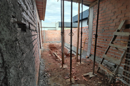 Casa à venda com 3 quartos, sendo 1 suíte, no condomínio Lago dos Ipês, Itapetininga - SP