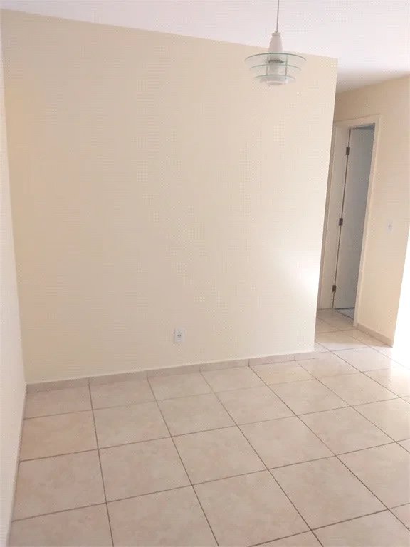 Apartamento à venda com 2 quartos em Vila Suzana, São Paulo, SP