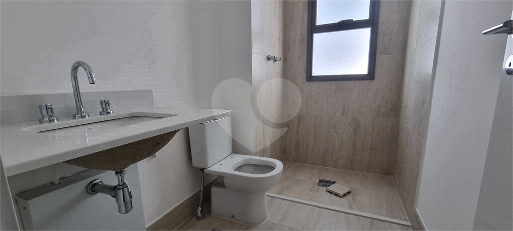 Apartamento à venda com 3 suítes em Moema, São Paulo, SP