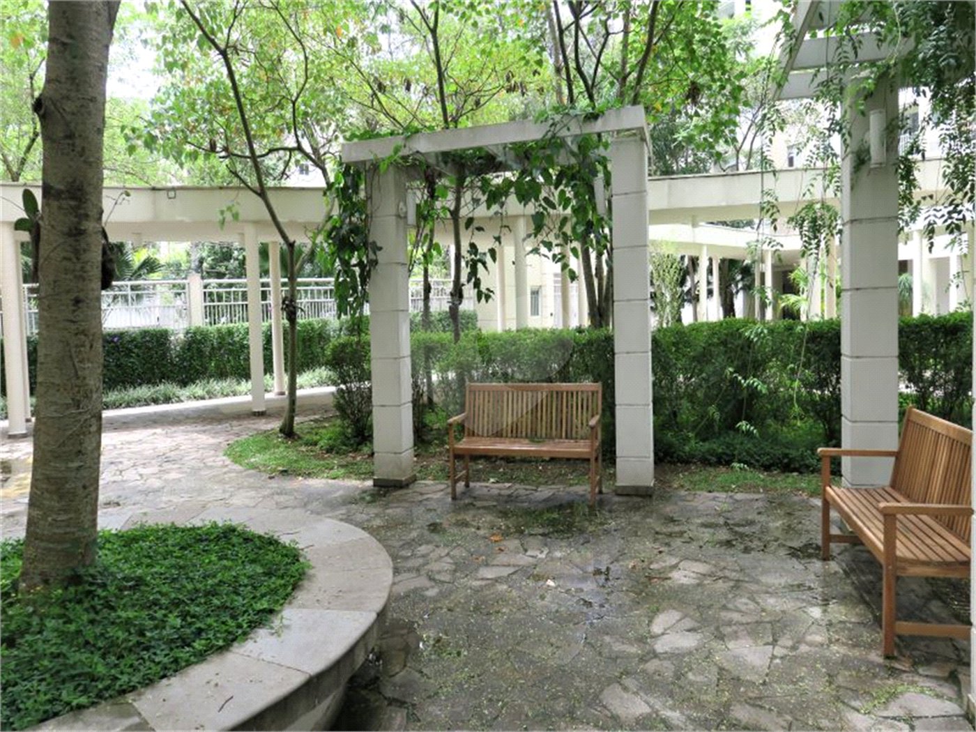 Apartamento à venda com 2 quartos, sendo 1 suíte, em Parque Reboucas, São Paulo, SP