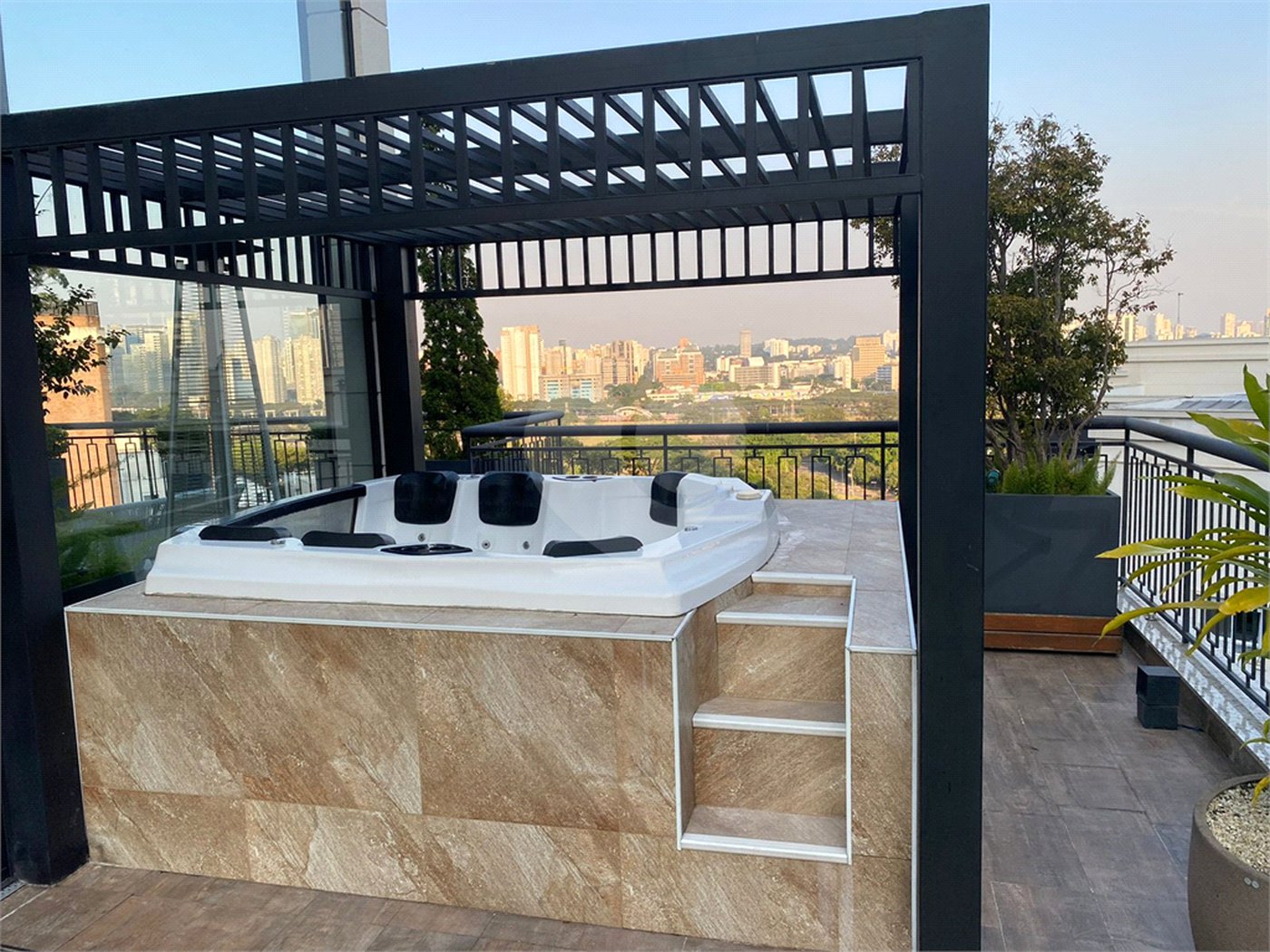 Cobertura à venda com 3 suítes em Jardim Vitória Régia, São Paulo, SP
