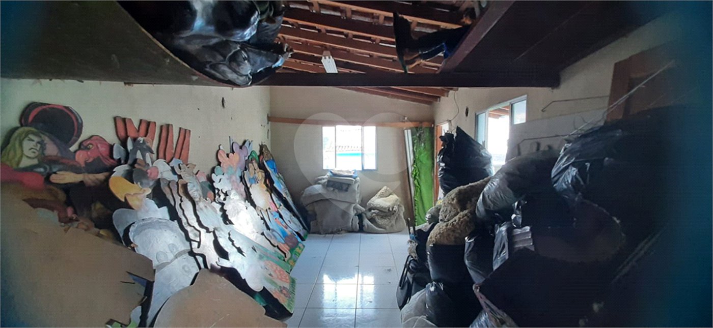 Sobrado à venda com 4 quartos, sendo 1 suíte, em Santana, São Paulo, SP