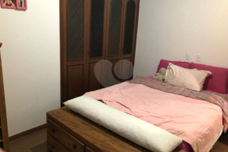Casa à venda com 4 quartos em Bosque, Vinhedo, SP