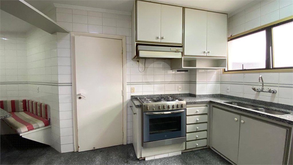 Apartamento para alugar com 3 suítes em Chácara Santo Antônio, São Paulo, SP