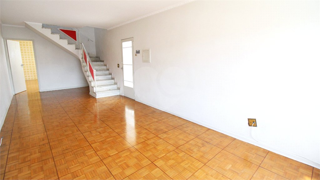 Sobrado à venda com 3 quartos, sendo 1 suíte, em Vila Aurora (zona Norte), São Paulo, SP