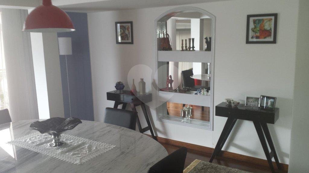 Casa à venda com 3 suítes em Jardim Franca, São Paulo, SP