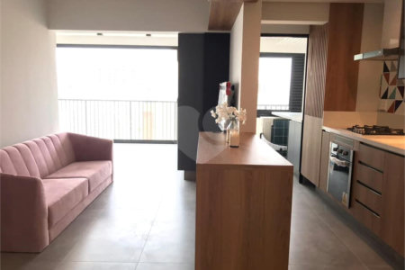 Apartamento à venda com 3 quartos, sendo 1 suíte, em Barra Funda, São Paulo, SP