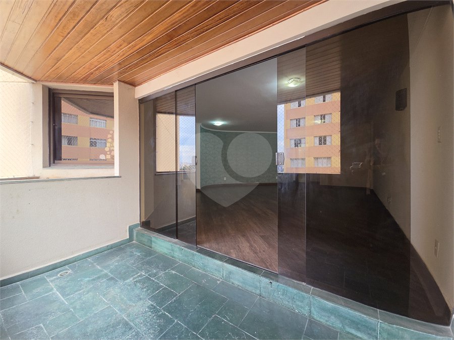 Apartamento à venda com 3 quartos, sendo 2 suítes, no Centro, Sorocaba, SP