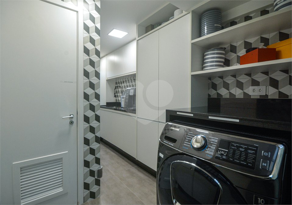 Apartamento à venda com 3 suítes em Jardim Fonte do Morumbi, São Paulo, SP