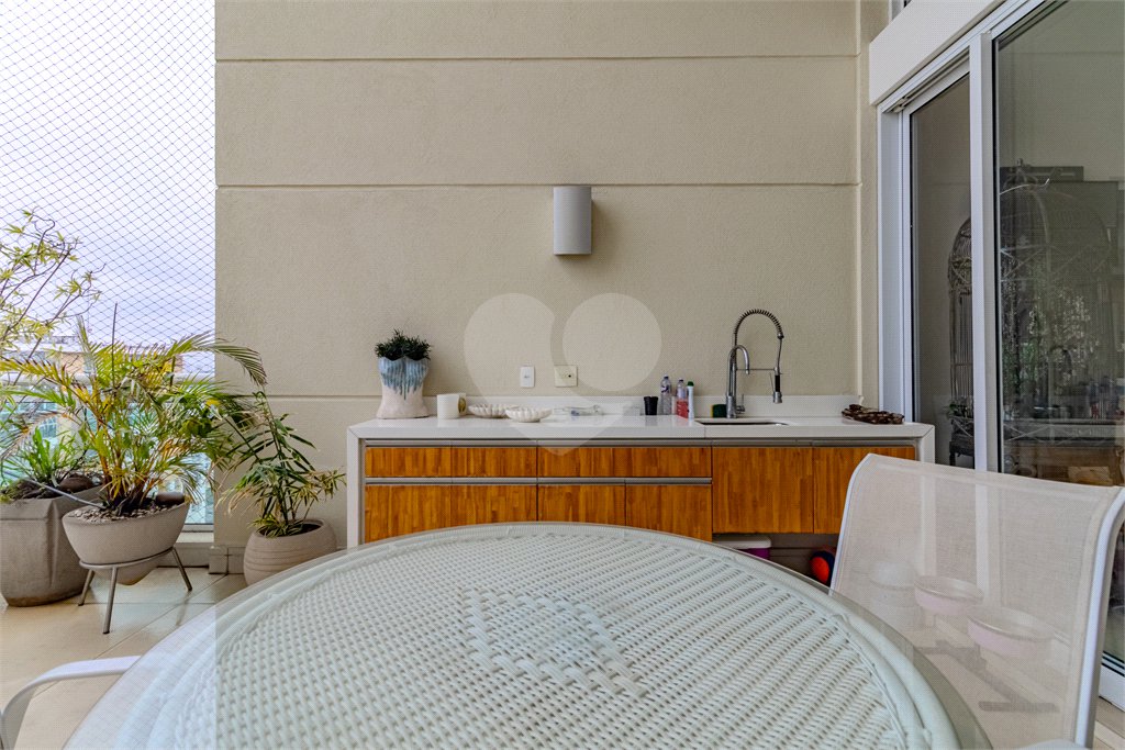 Apartamento à venda com 4 suítes em Campo Belo, São Paulo, SP
