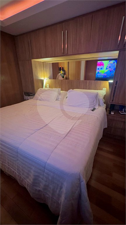 Apartamento à venda com 2 quartos, sendo 1 suíte, em Vila Olímpia, São Paulo, SP