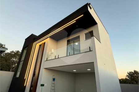 Casa à venda com 3 quartos, sendo 1 suíte, em Vila Joana, Jundiaí, SP
