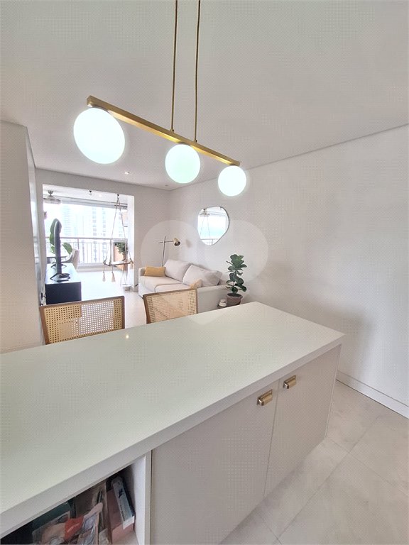 Apartamento à venda com 3 quartos, sendo 1 suíte,  em Vila Andrade, São Paulo, SP