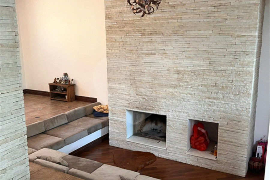 Casa à venda ou para alugar com 4 quartos, sendo 2 suítes, em Serra da Cantareira, Mairiporã, SP