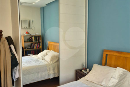 Apartamento à venda com 3 quartos, sendo 1 suíte, em Humaitá, Rio de Janeiro, RJ