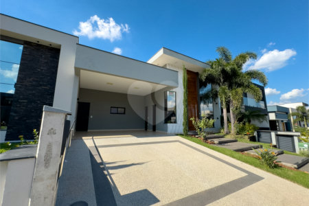 Casa à venda com 3 quartos, sendo 2 suítes, no condomínio Jardim Residencial Dona Maria José, Indaiatuba - SP