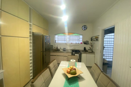 Casa à venda com 3 quartos, sendo 1 suíte,  em Jardim Rosa de Franca, Guarulhos, SP