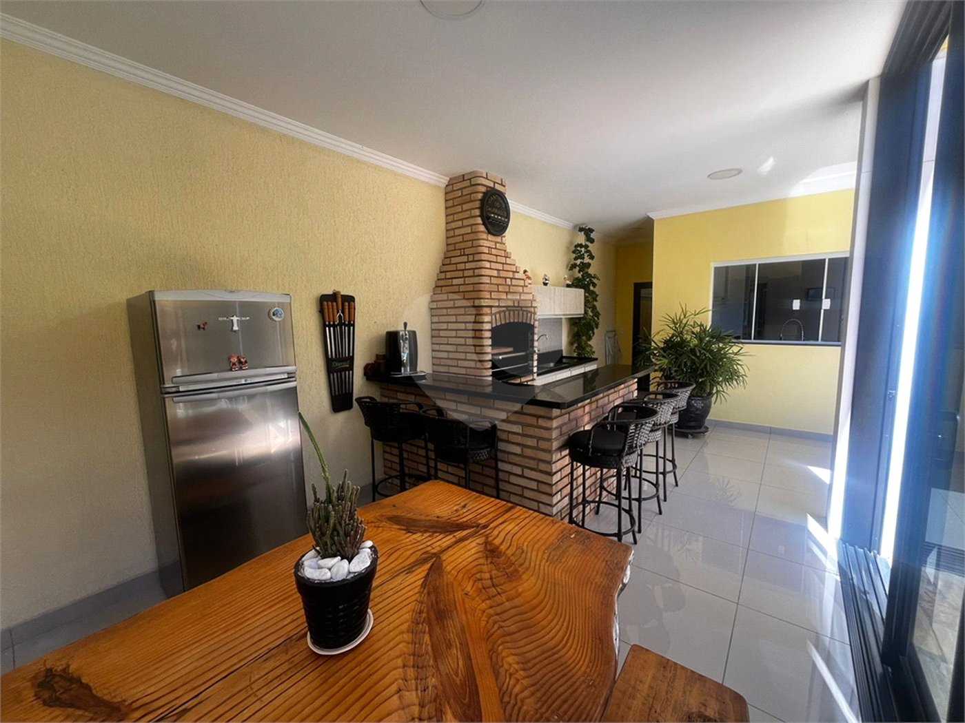 Casa à venda com 4 quartos, sendo 2 suítes, em Vila Nastri, Itapetininga, SP