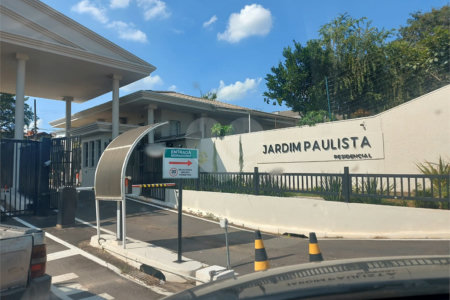 Sobrado à venda com 5 suítes no Centro, Vinhedo, SP