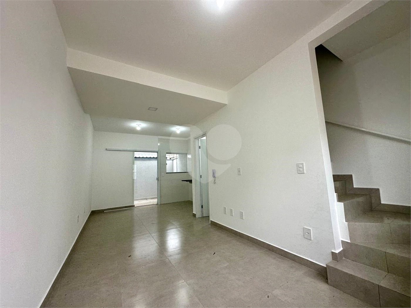 Casa à venda com 2 quartos no condomínio Residencial Vila Nova, Sorocaba - SP