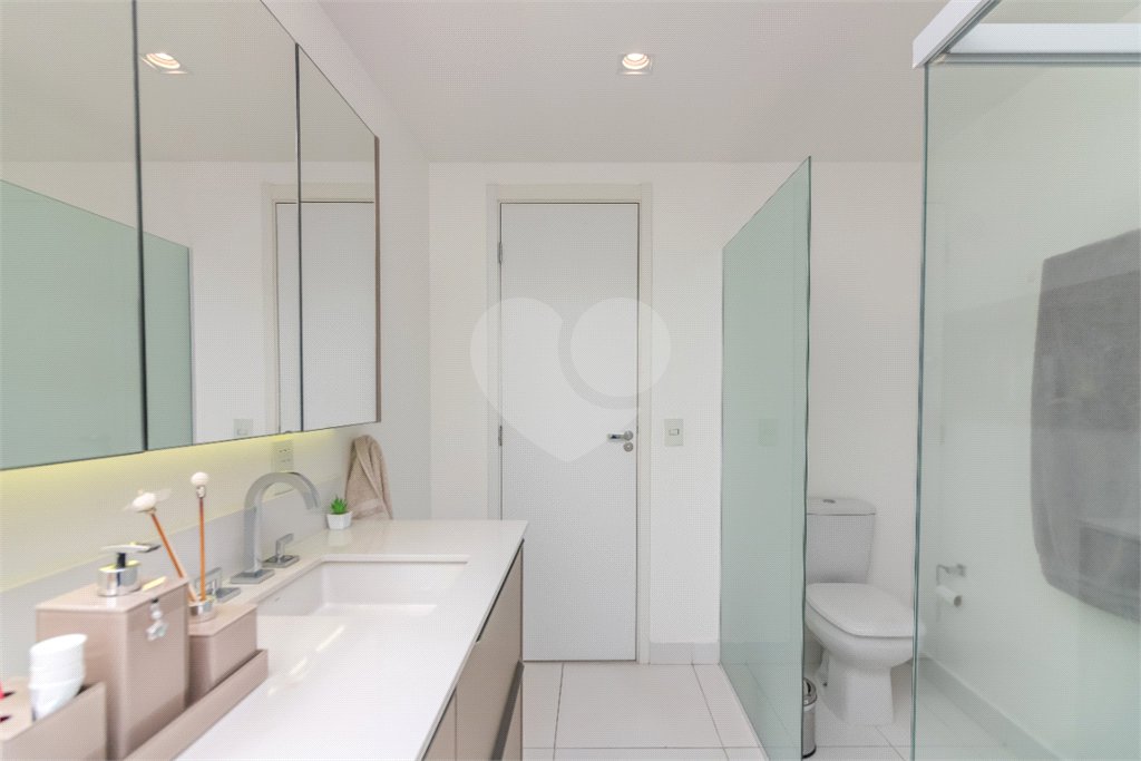 Apartamento à venda com 4 quartos, sendo 2 suítes, em Jardim Prudência, São Paulo, SP