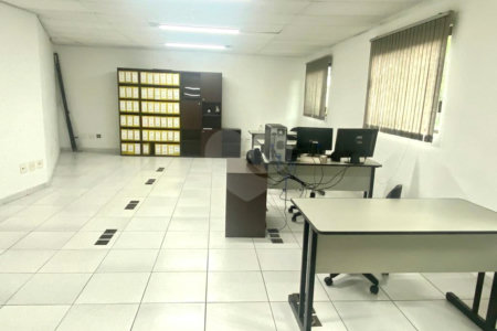Casa à venda com 5 quartos, sendo 2 suítes, em Indianópolis, São Paulo, SP