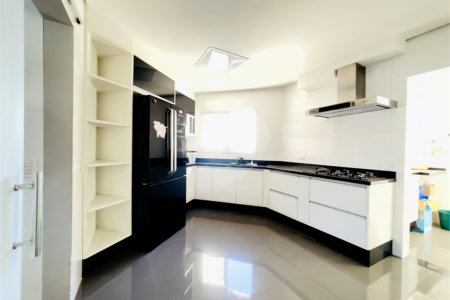 Apartamento à venda com 3 quartos, sendo 1 suíte,  em Nova Petrópolis, São Bernardo do Campo, SP