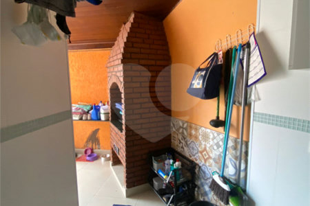 Sobrado à venda com 2 quartos, sendo 1 suíte, em Vila Gustavo, São Paulo, SP