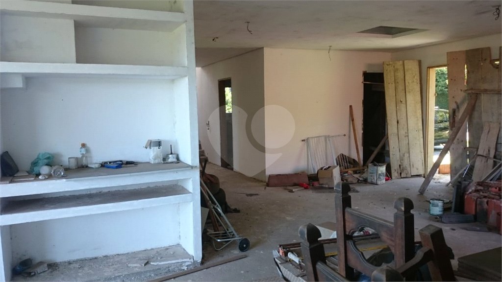 Casa à venda com 5 suítes no condomínio Alpes da Cantareira, Mairiporã - SP