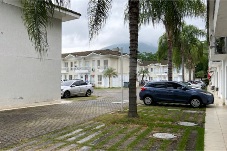 Casa à venda com 3 quartos, sendo 1 suíte, no condomínio Vivant, Rio de Janeiro - RJ
