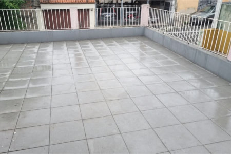 Sobrado à venda com 7 quartos em Parque Peruche, São Paulo, SP