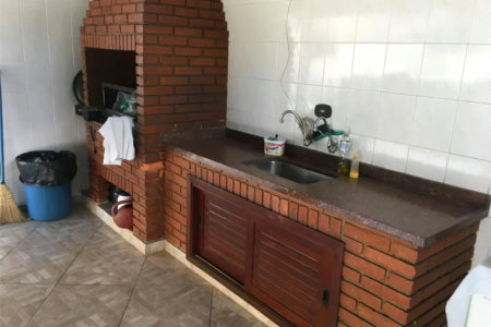 Casa à venda com 4 quartos, sendo 2 suítes, em Vila Suzana, São Paulo, SP