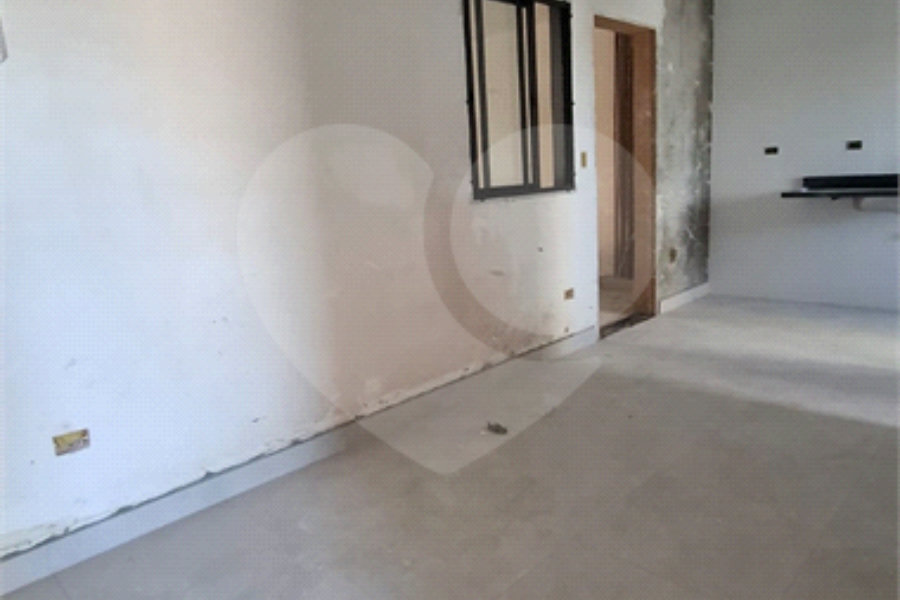 Apartamento à venda com 2 quartos, sendo 1 suíte,  em Vila Constança, São Paulo, SP