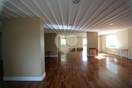 Apartamento à venda com 3 quartos, sendo 1 suíte,  em Alto da Lapa, São Paulo, SP