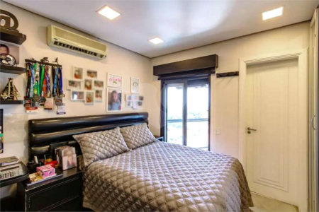 Apartamento à venda com 4 suítes em Vila Clementino, São Paulo, SP