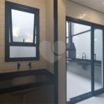 Sobrado à venda com 3 quartos, sendo 1 suíte, em Vila Gumercindo, São Paulo, SP