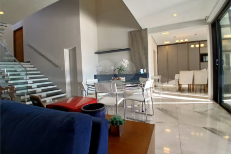 Casa à venda com 4 suítes no condomínio Porto Atibaia, Atibaia - SP